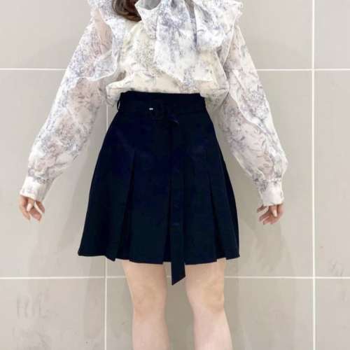 Heather 黑色高腰百褶短褲裙