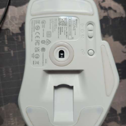 Roccat Kone XP Air 無線電競滑鼠