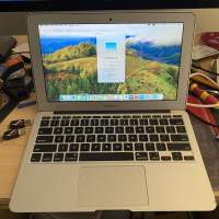 Apple MacBook Air 11 [2014] (Core i5 / 最新MacOS Sonama / Office 2019 / SSD)
