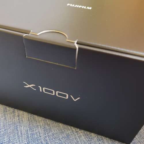 Fujifilm X100V Silver