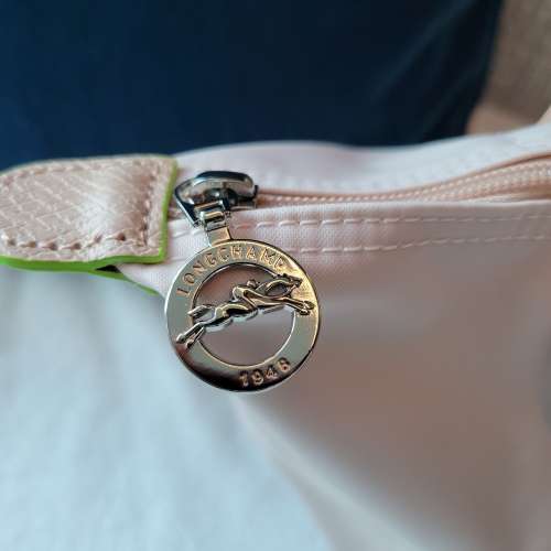 全新Longchamp Le Pliage 帆布手挽袋（連原紙袋）