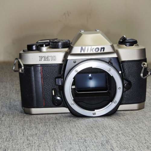 Nikon FM10