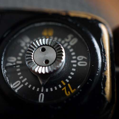 OLYMPUS-PEN W half frame film camera                  not nikon canon sony leica