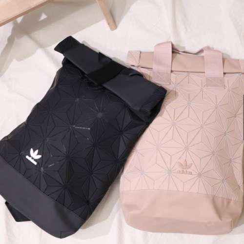 日本空運Adidas Originals菱格背囊