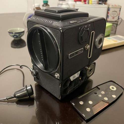 Hasselblad 553ELX + film box