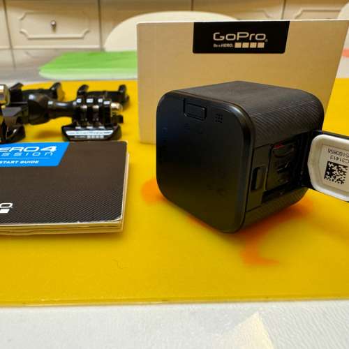 香港行貨Go Pro Hero4 Session 連 Go Pro 三向握臂三腳架