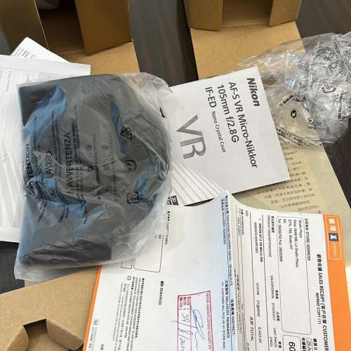 Nikon 105mm F2.8 micro VR 微距鏡 (有問題)