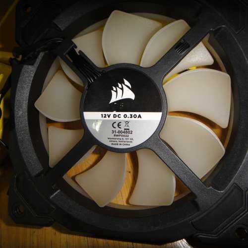Corsair  DC 0.30A 31-004802 RWF0022 RGB 12cm風扇