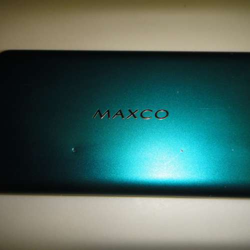 10000mAh 及 3500mAh 移動充電器 共2隻