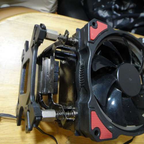 Cooler Master  CPU Cooler 紅光 風扇