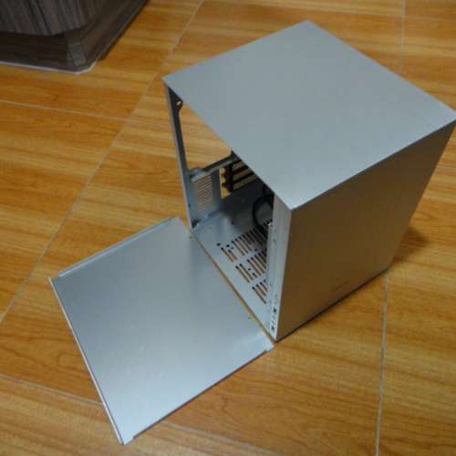 Jonsbo 喬思伯 C2 Mini-ITX 機箱 - Silver 銀色
