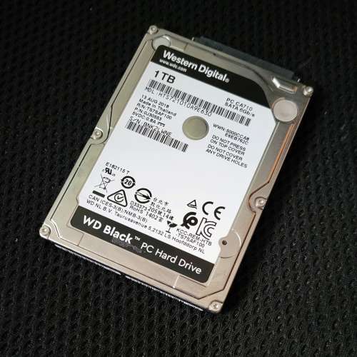 Western Digital (WD Black) 1TB 7200rpm 2.5" SATA 3 Harddisk (只運作3小時)
