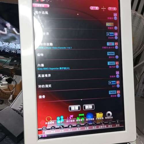 卡拉ok一套主機連touch mon 新淨度見圖元朗或元朗西鐵閘口交收！有短片！