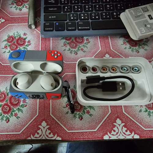 Sony wf-1000xm5 銀色 （價錢可議😊）