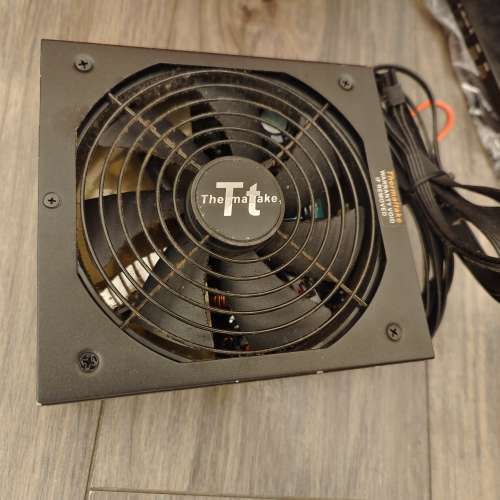 Tt 半模組 530W 火牛 psu power supply