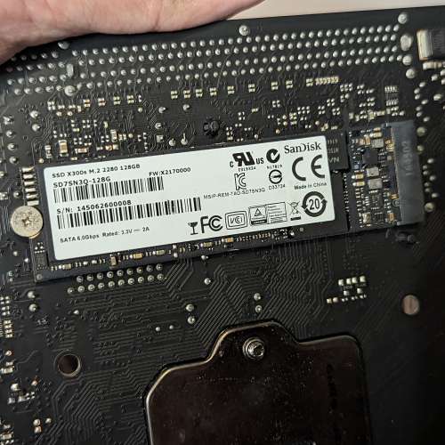 Gigabyte H270 ITX Wi-Fi底板連16GB RAM / 128GB SSD