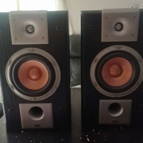 JBL Speaker Studio Series S26