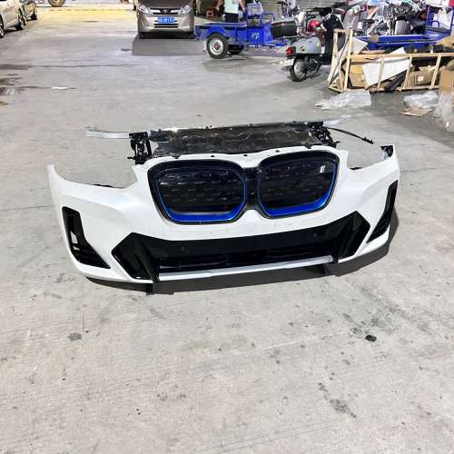 宝马X3、G01前嘴