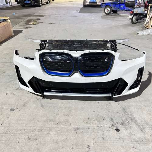 宝马X3、G01前嘴