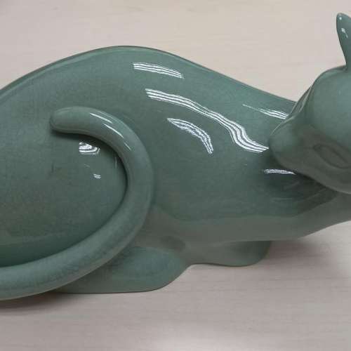 Avian Porcelain Celadon Laying Cat 青瓷貓