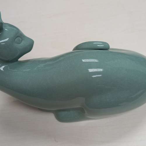 Avian Porcelain Celadon Laying Cat 青瓷貓