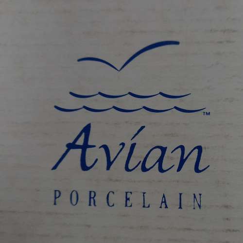 Avian Porcelain Celadon Laying Cat 青瓷貓