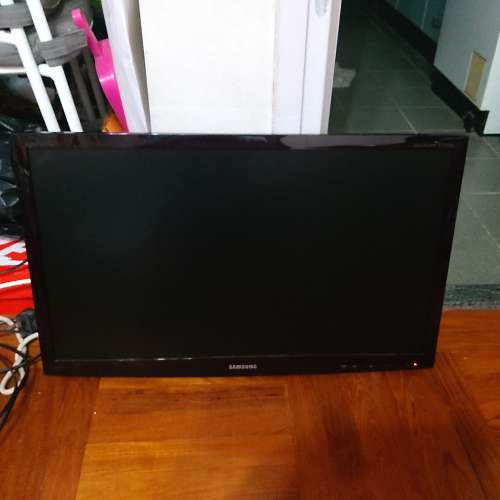 Samsung 27&rdquo; LED iDTV