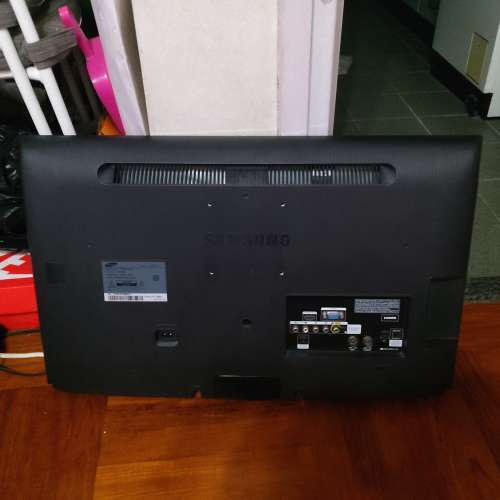 Samsung 27&rdquo; LED iDTV