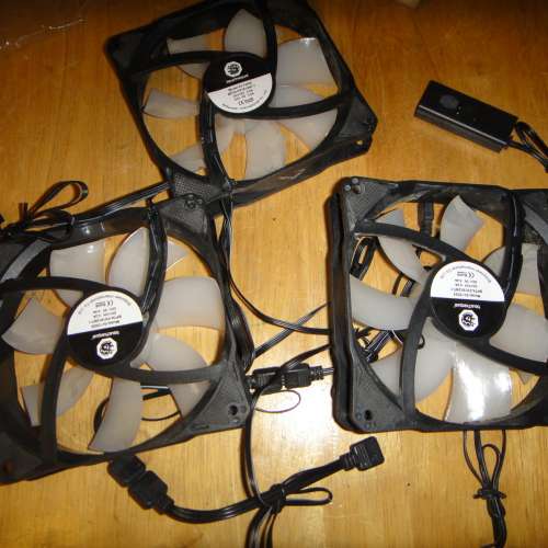 Bitspower Touchaqua  12cm ARGB 風扇三把連住帶線控(包螺絲)