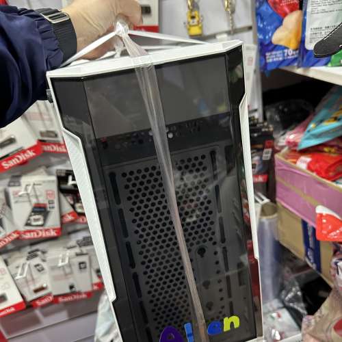 全新未用過 三眼仔機箱