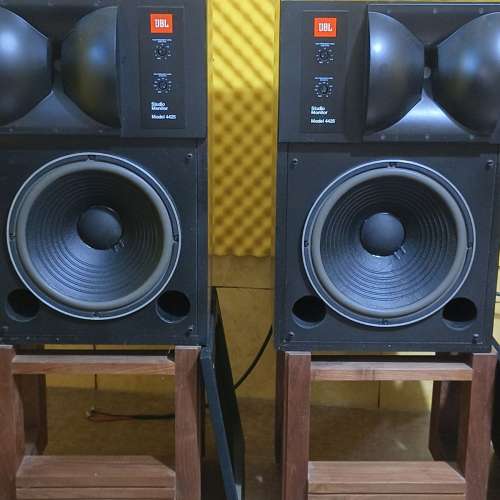 jbl4425