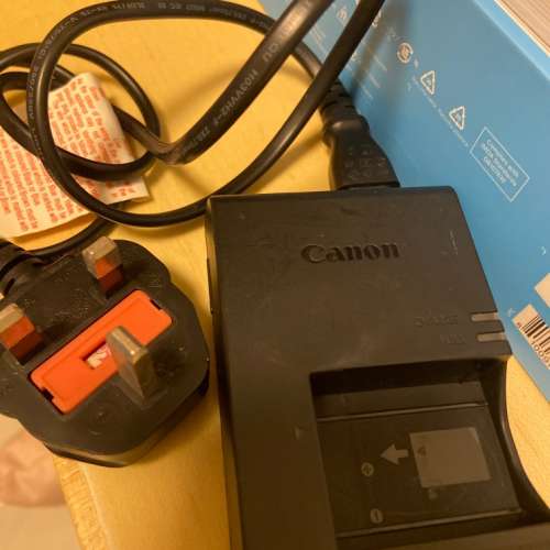 Canon 77D 連 18-55mm & 50mm 鏡頭