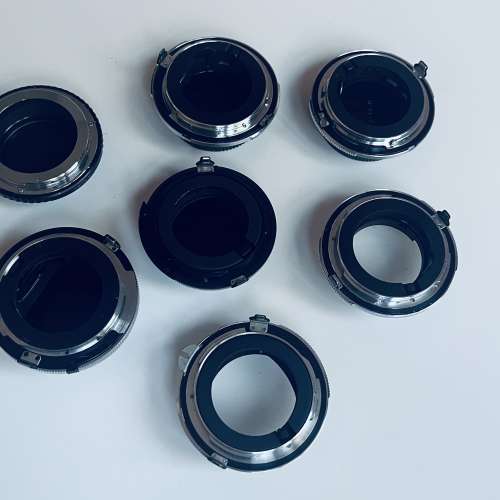 Tamron 正廠接環，Nikon AI,Canon FD,Pentax，另一個副廠 轉m42