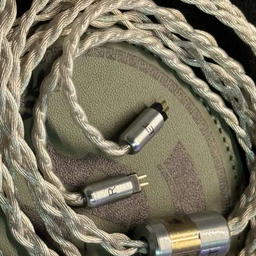 ［99% new］Eletech Iliad (2 Pin, 4.4mm)