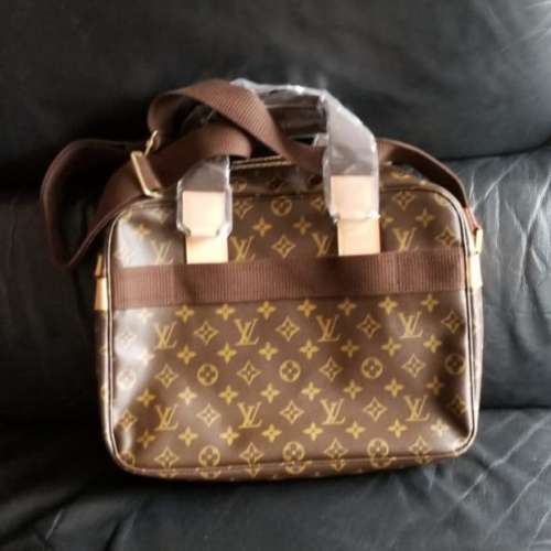 LV 手提/上膊 包包