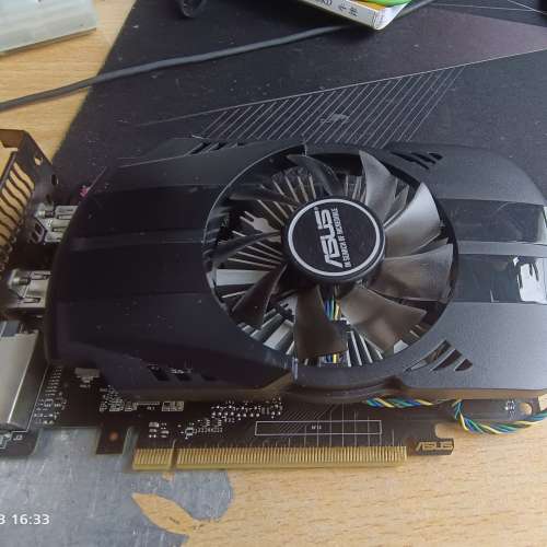 華碩gtx1050 2G免供電版本