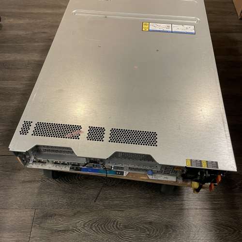 IBM  System x3650 M4	-- IBM server
