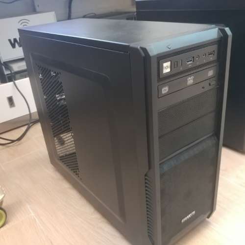 99新  4790 / Z97-D3H/ DDR3 16GB/240GB SSD/1TB HDD/500W 火牛/ Win10 PRO中文