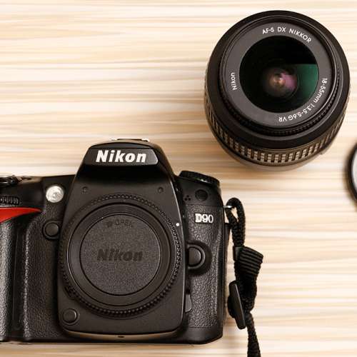 Nikon D90 with 18-55 kit lens