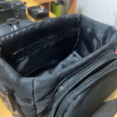 Canon LC-E6E 充電器 + 相機袋