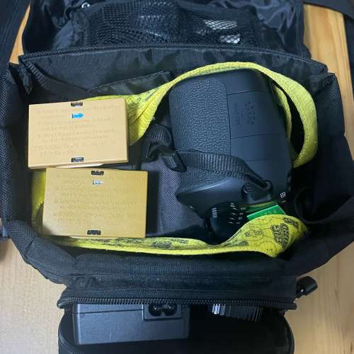Canon LC-E6E 充電器 + 相機袋