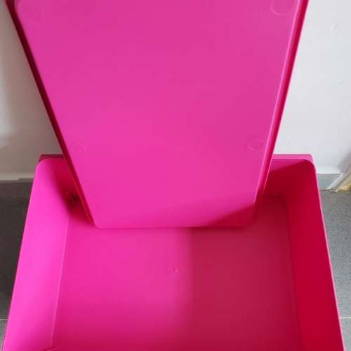 膠儲物箱 ,膠箱 ,收納箱2個