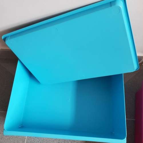 膠儲物箱 ,膠箱 ,收納箱2個