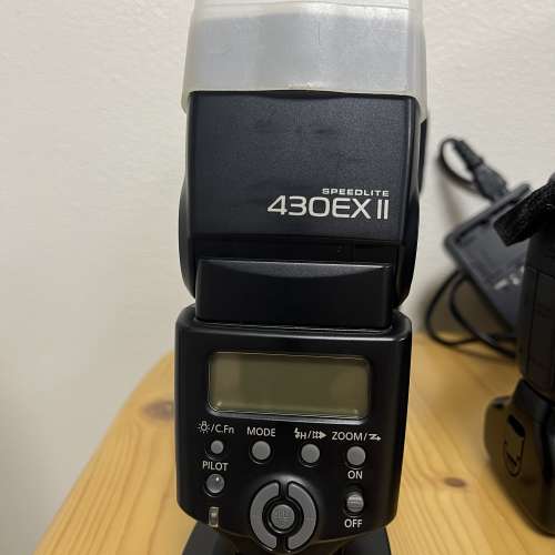 Canon 6D full set,17-40 F4, Sigma 50 F1.4,430EX II