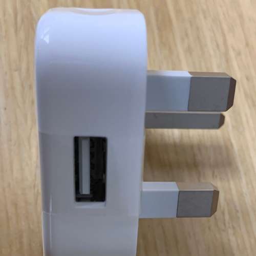 全新港版Apple iPhone 原裝USB充電器A1399