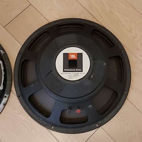 美國製 JBL 2225H 15"  8 ohm 低音單元一對