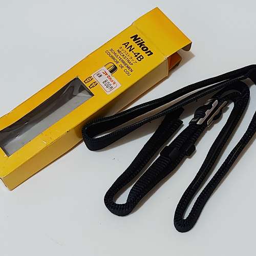 Nikon 全新相機帶AN 4B