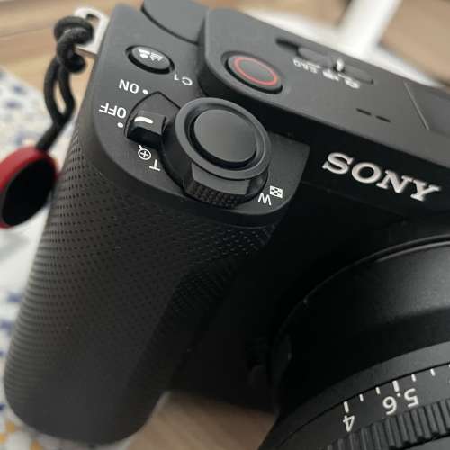 Sony ZVE1+40-70 f4 +2電池 + remote control