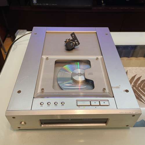 sony cdp-x3000 cd player cd 機 全正常 220v 經典之作，靚聲 ，八成新