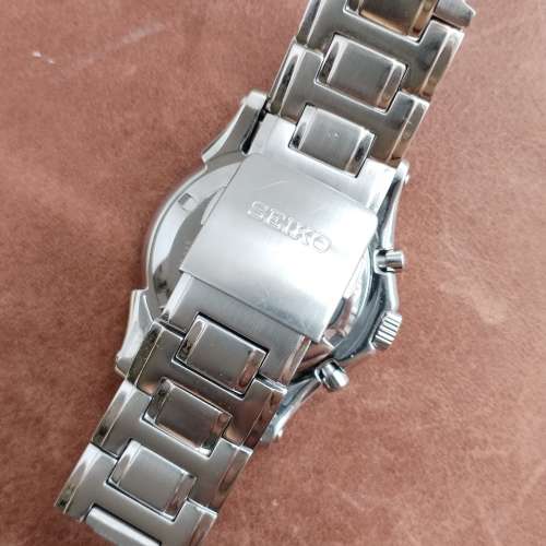 Seiko Premier 石英黑面計時表（日曆窗, 40mm）